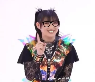 Momo-metal